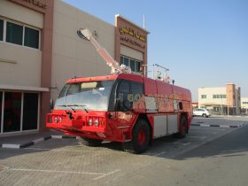 REYNOLDS BOUGHTON BARRACUDA 4×4 AIRPORT FIRE TRUCK 1998