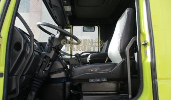 IVECO EuroTrakker 420 8×4 Chassis Truck 2004 full