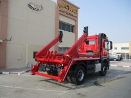 Mercedes Arocs 1832 4×2 Skip Loader 2015 full